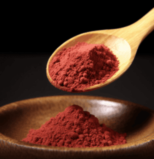 Monascus purpureus – A striking capture of Monascus purpureus (Red Yeast Rice), an ingredient in Interstellar Blends known for cholesterol management.